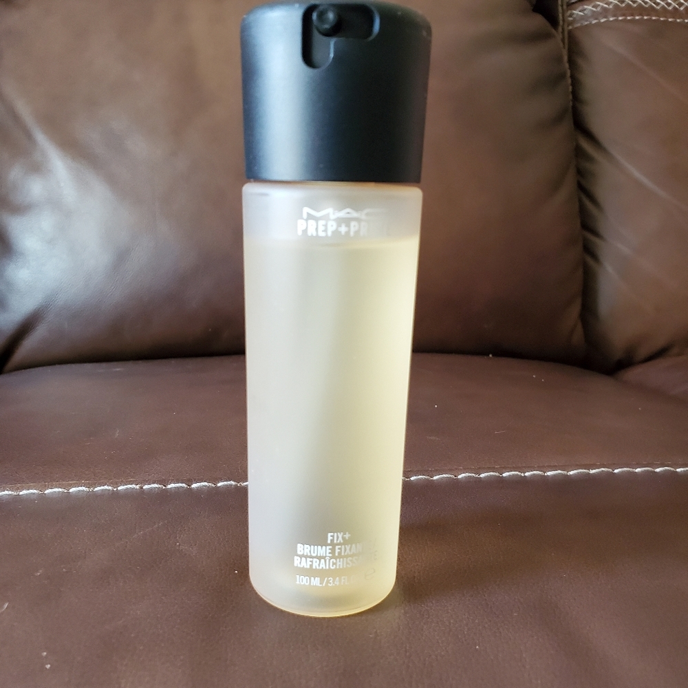 MAC Prep+prime fix+ Spray